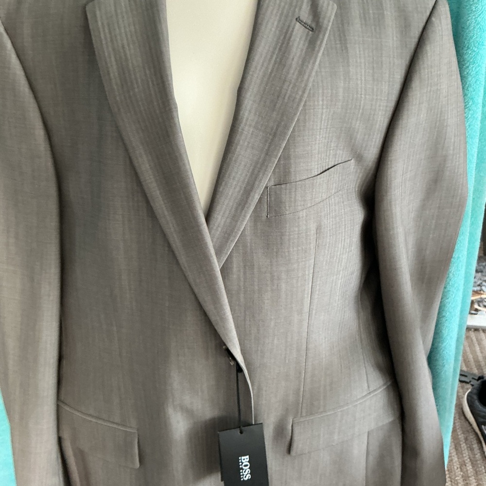 BOSS Light Gray Single-Breasted Men's Suit Jacket